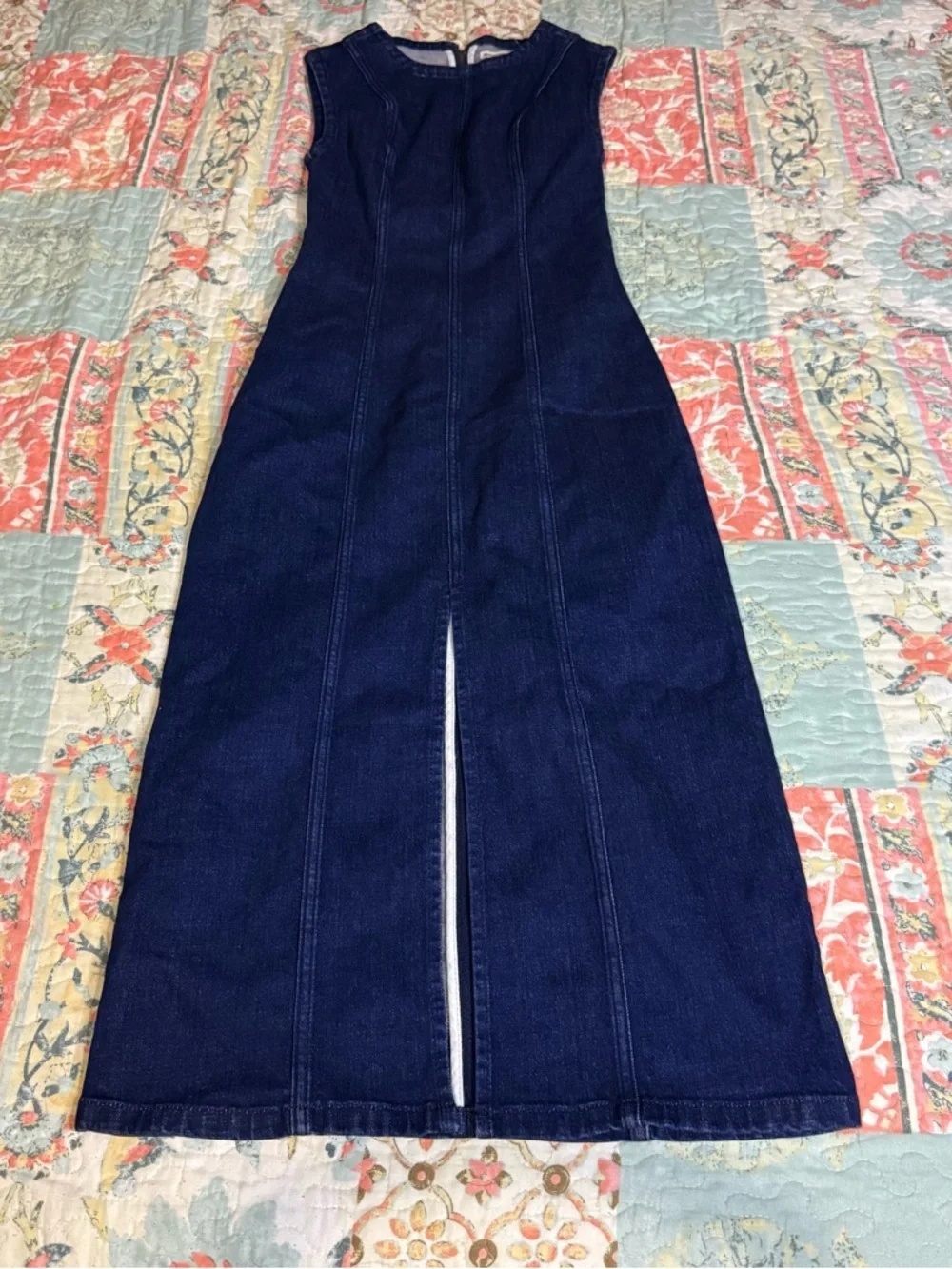 Abercrombie & Fitch Sleeveless Denim Midi Dress in Light DarBlue with Front Slit - Picture 8 of 13